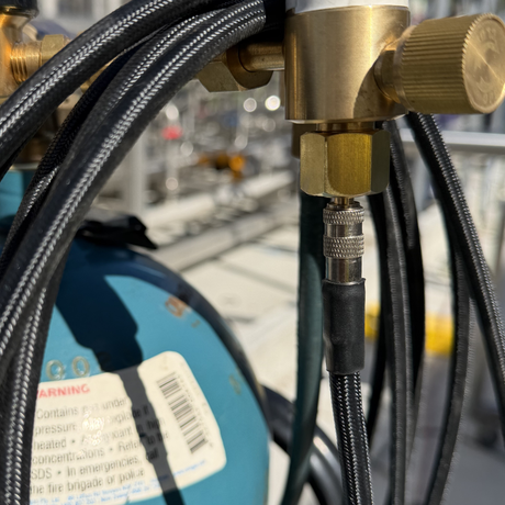Dual Regulator Quick Connectors